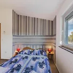 Casa vacanze With A Fireplace 06